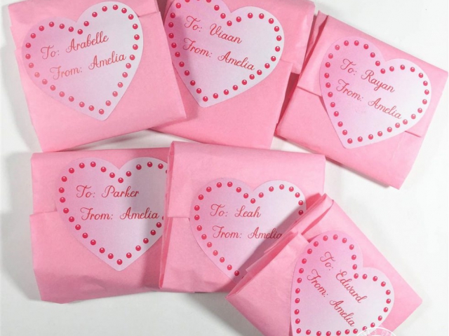 Darina's Crafts Heart-Valentine-Labels_DarinasCrafts-982x1014-640x480_c  