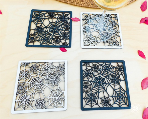 Darina's Crafts Halloween-Coasters-04_DarinasCrafts-11-982x786-640x480  