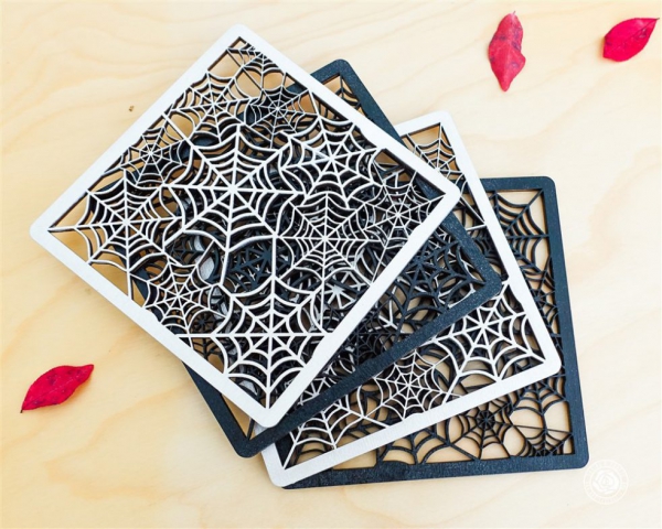 Darina's Crafts Halloween-Coasters-04_DarinasCrafts-17-982x786-640x480  
