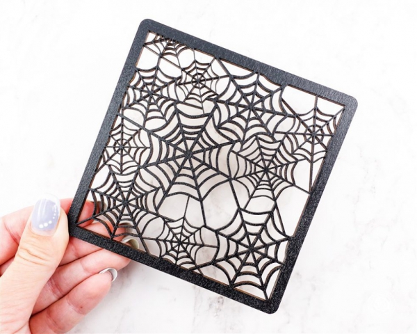 Darina's Crafts Halloween-Coasters-04_DarinasCrafts-36-982x786-640x480  