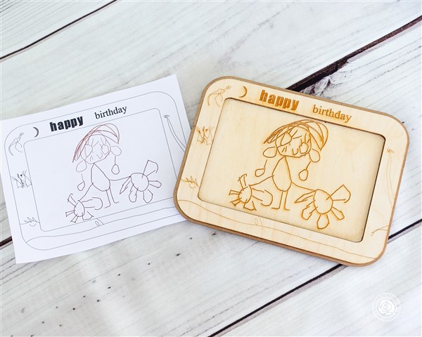 Darina's Crafts Custom-Kids-Drawing-Picture-Frame_DarinasCrafts-24-Copy-640x480  