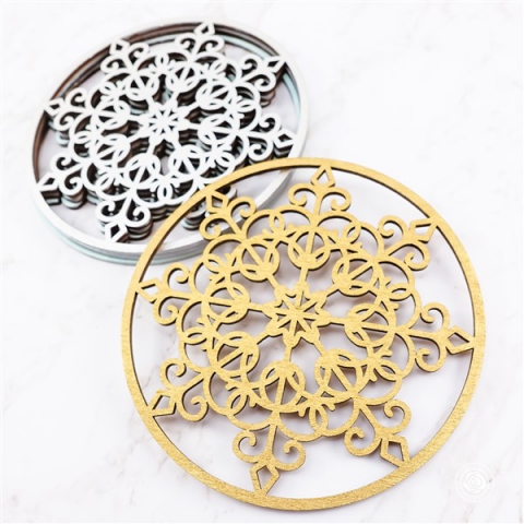 Darina's Crafts Snowflake-coasters-01-Round_DarinasCrafts-37-640x480  