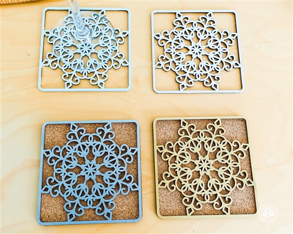 Darina's Crafts Snowflake-coasters-01-Square_DarinasCrafts-22.2-640x480  